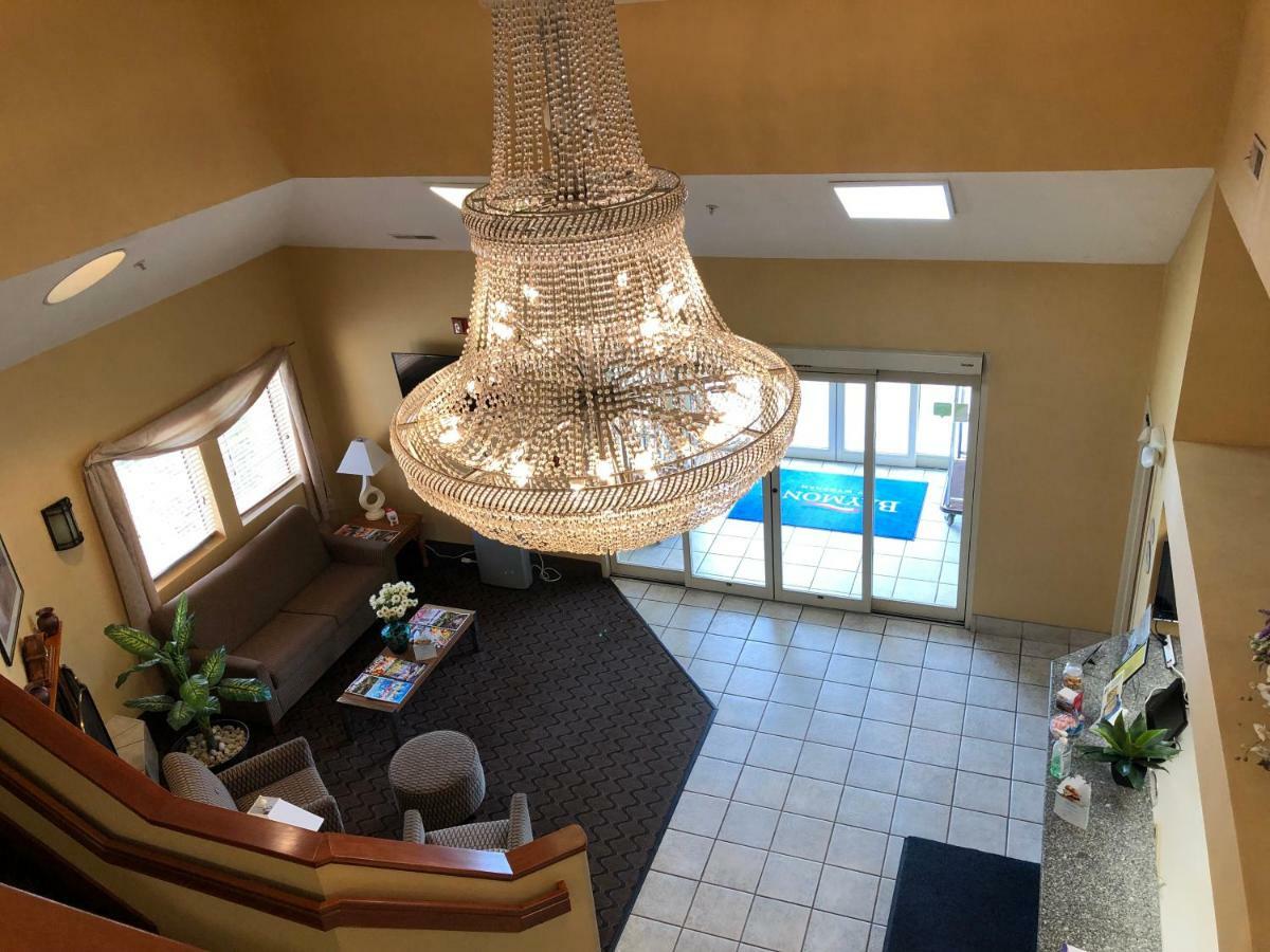 Baymont By Wyndham Fort Wayne Exterior foto